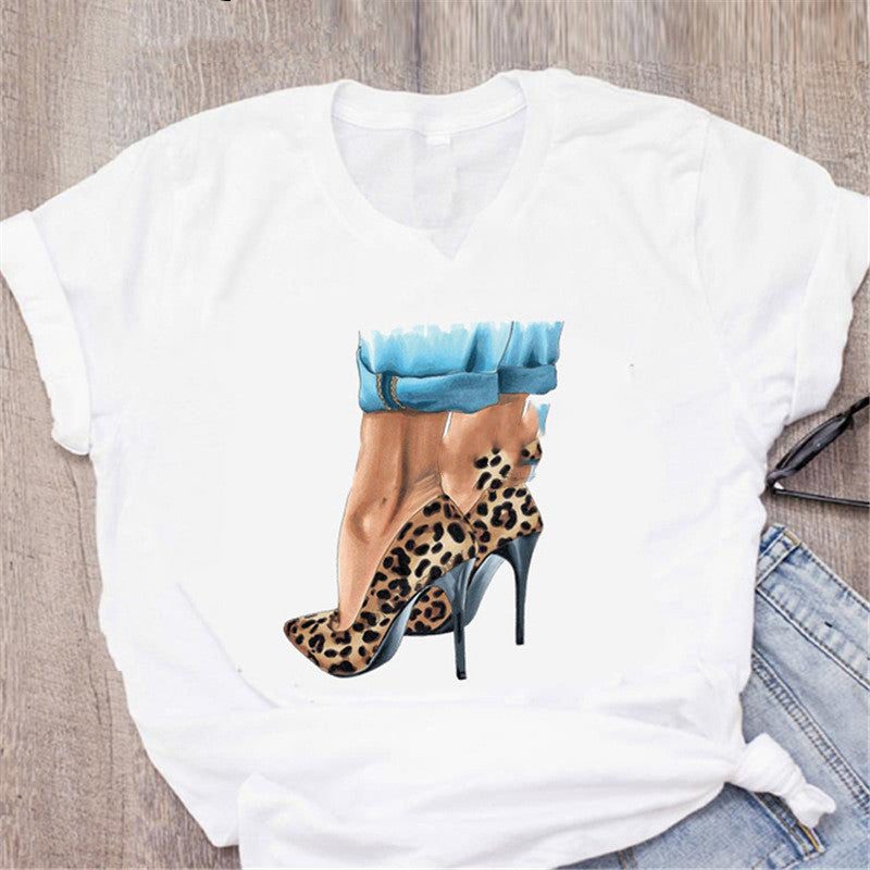 Loose White Ladies Casual Bottoming Short Sleeves